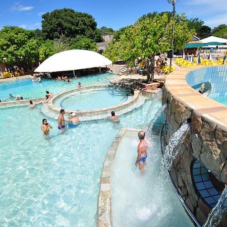 Piazza Acesso Ao Acqua Park Diroma Caldas Novas Leilighet Eksteriør bilde